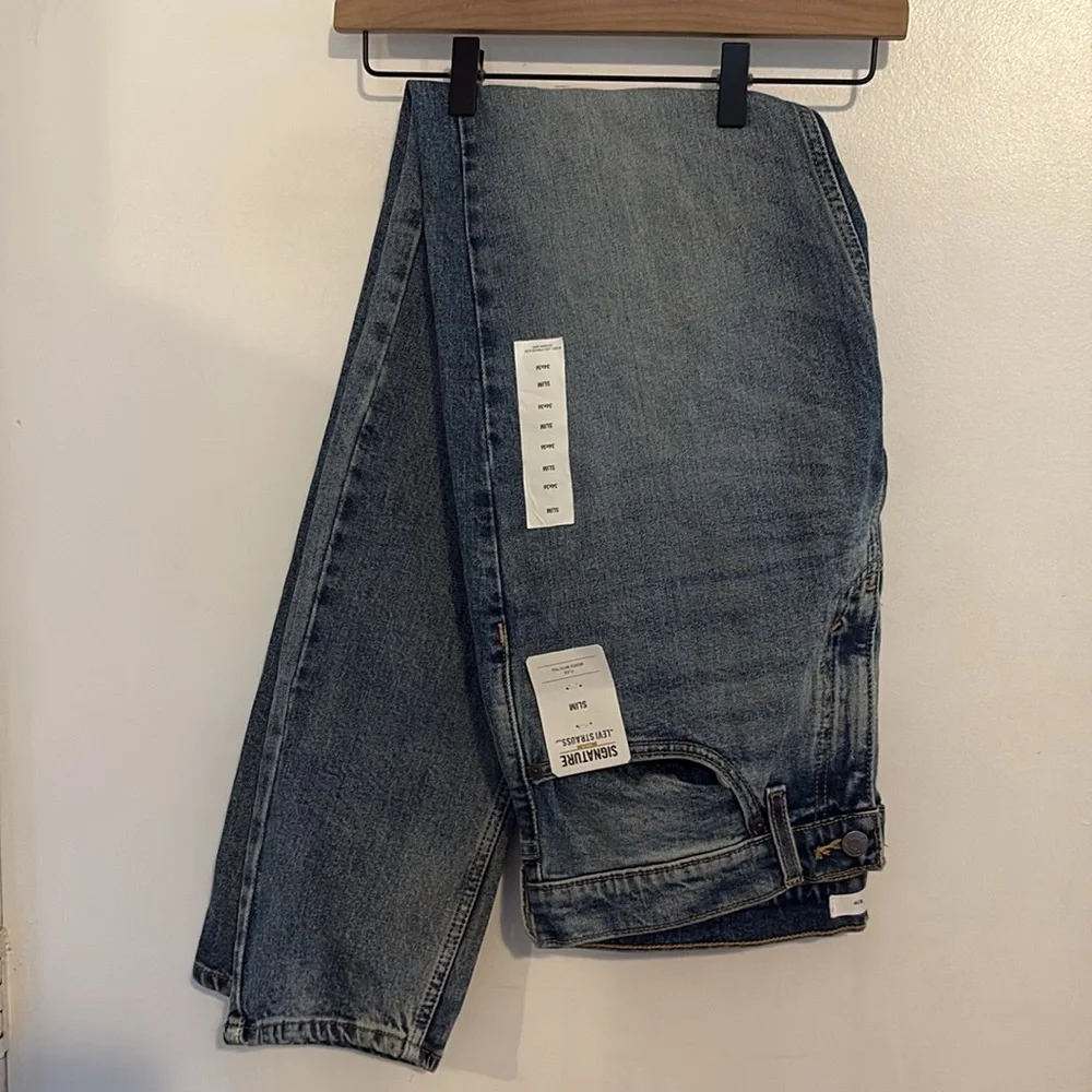 Levi’s Signature Slim Straight Jeans 34W 36L NWT